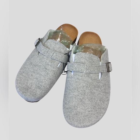 GAP Gray Suede Fabric - Picture 2 of 6